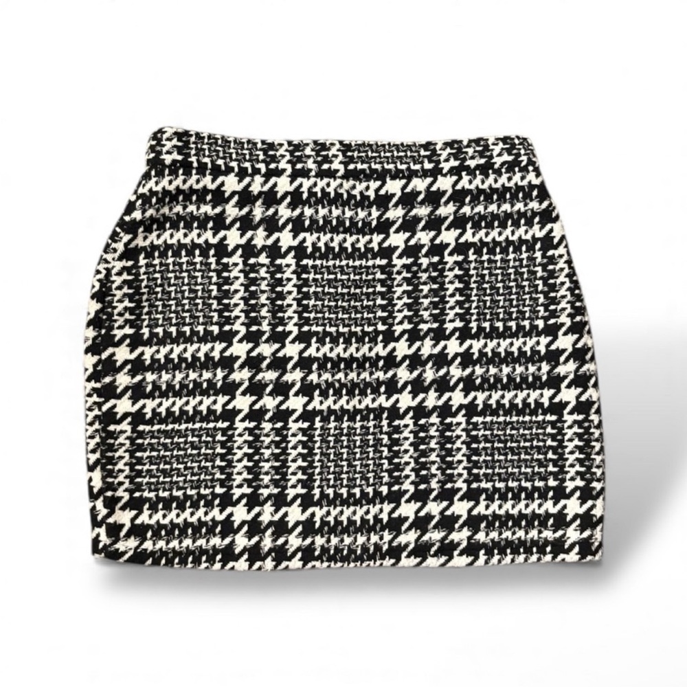 Altar'd State Black and White Houndstooth Mini Skirt